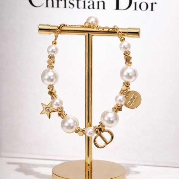 LIKE TO BE NOTIFIED WHEN I GO LIVE - Picture 6 of 7